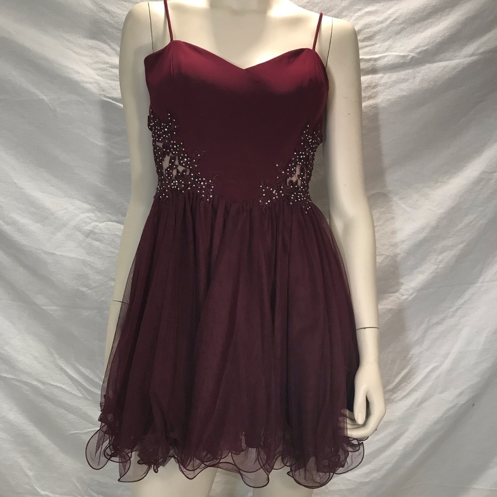 Blondie Nites Sweetheart Chiffon Dress, Wine